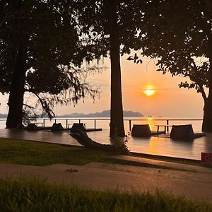 Marina Resort Koh Phayam Ranong